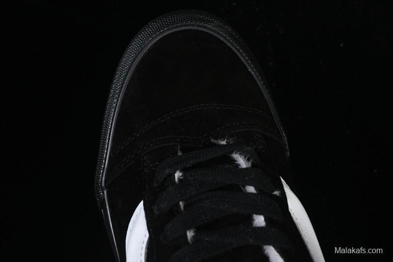 Vans Knu Skool Low-Top Suede Skate Shoes - VN0009QCBMA