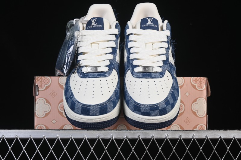 Nike Air Force 1 '07 Low Casual Sneakers in White Navy Blue - YF9511-816