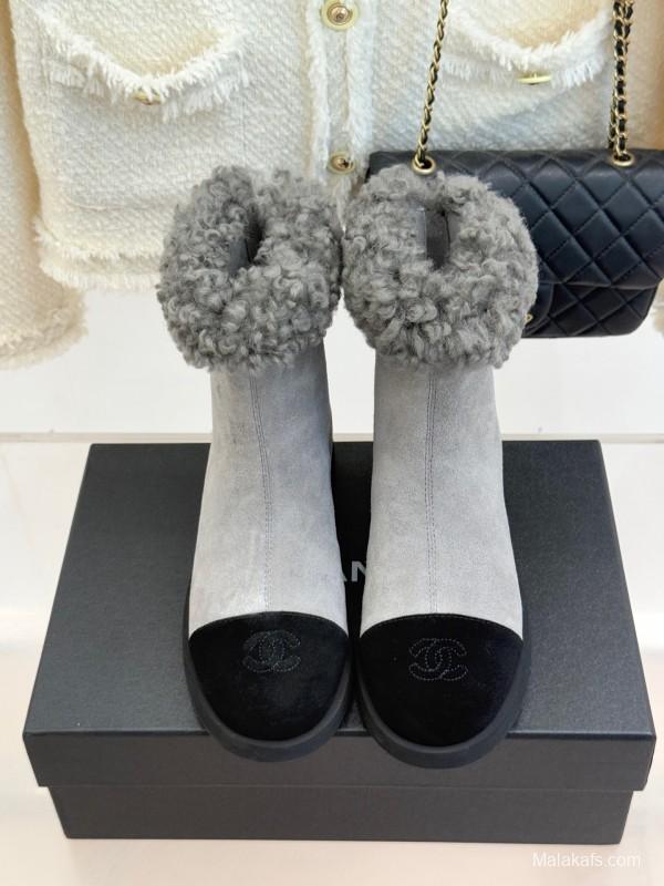 Chanel 2025/SS Double C Color-Block Shearling Snow Boots - KFY00300