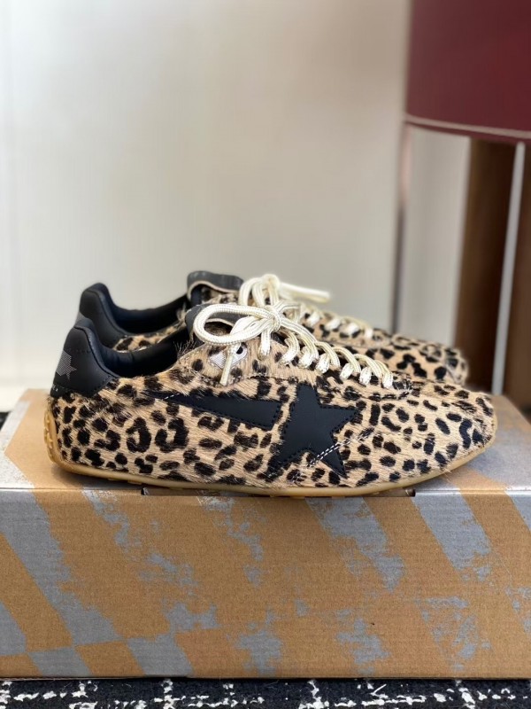 GGDB GGDBdb Casual Distressed Two-Way Wear Sneakers - KFY00250