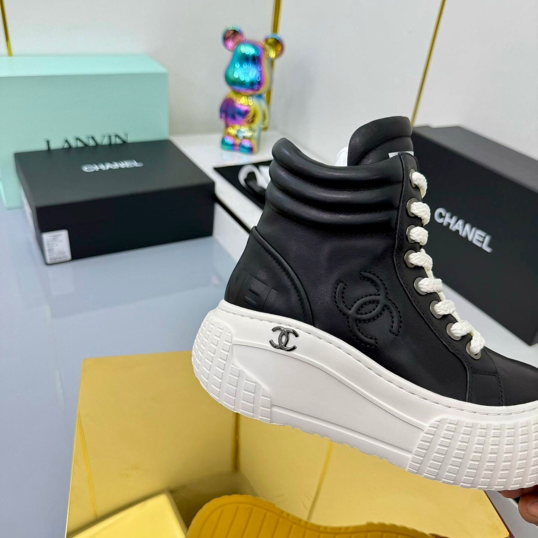 Chanel 2025/SS Classic Short Boots Essential for Autumn/Winter Season - LY00400
