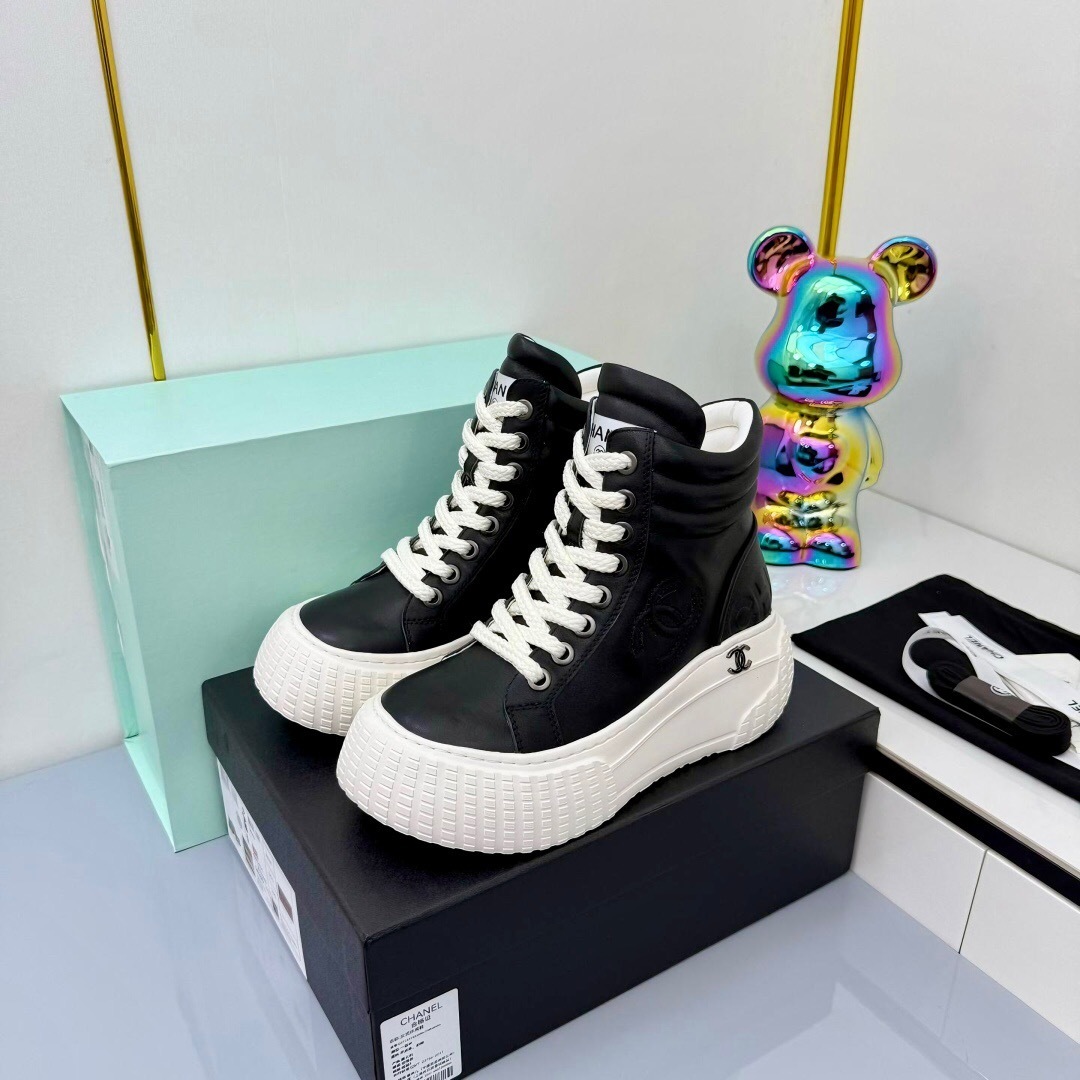 Chanel 2025/SS Classic Short Boots Essential for Autumn/Winter Season - LY00400
