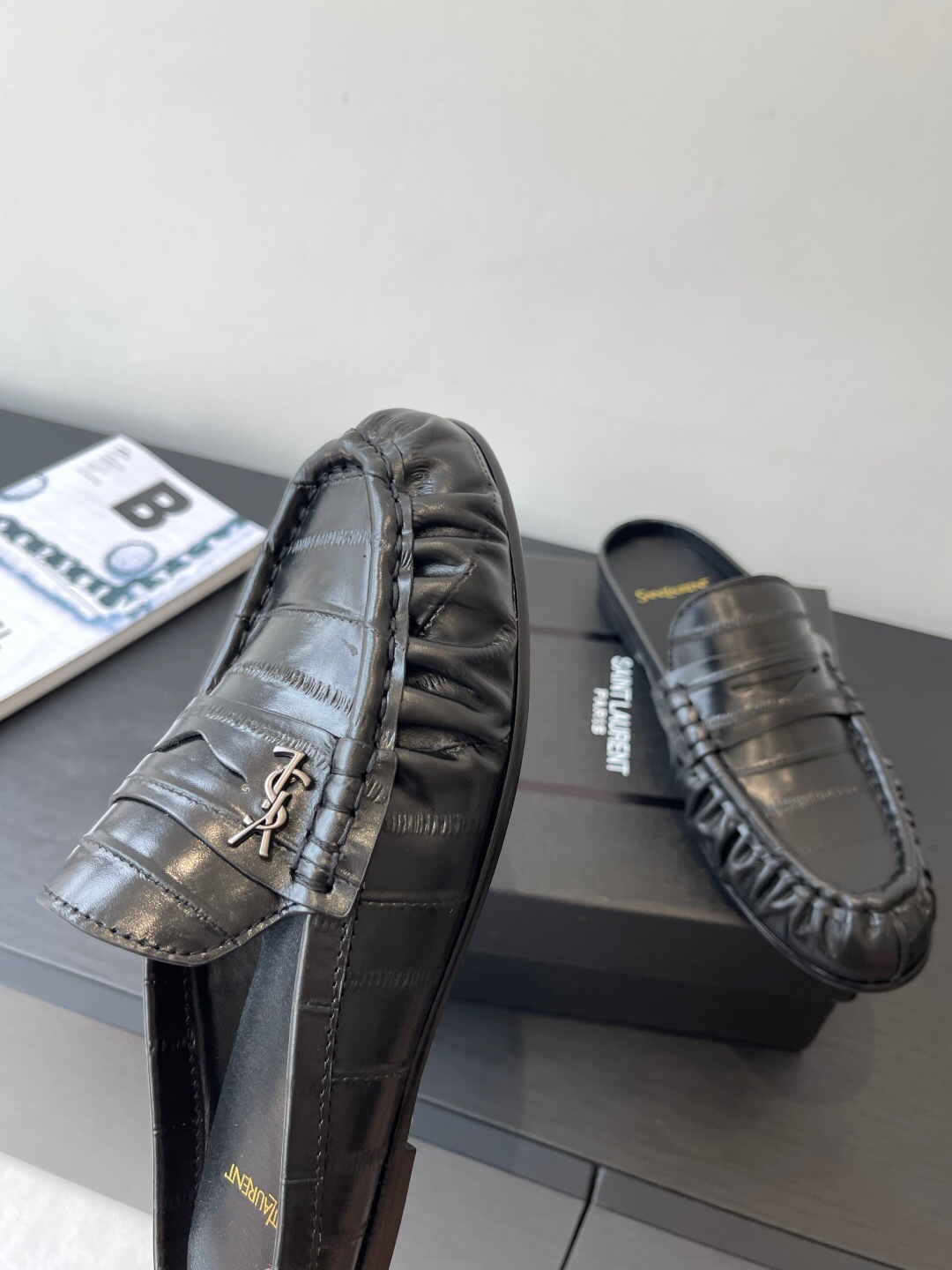 Saint Laurent Classic Loafer Half-Drag Mule Shoes - KF Y00350