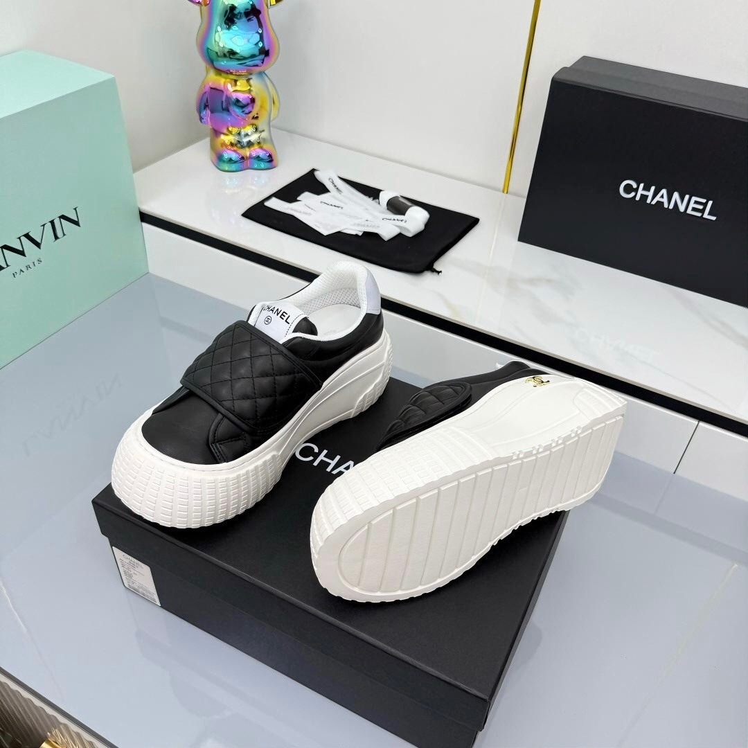 Chanel 2025/SS Panda Casual Sneakers - LY00330