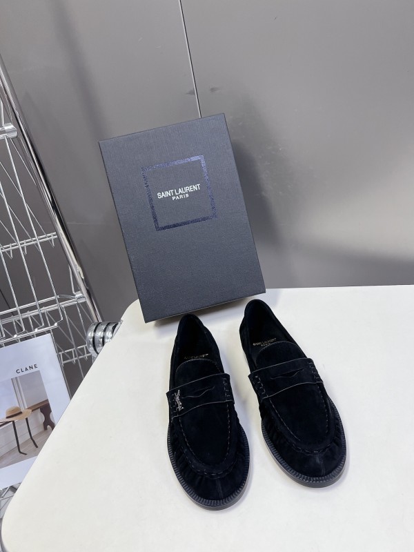 Saint Laurent Classic Loafer Flats - KFY00350