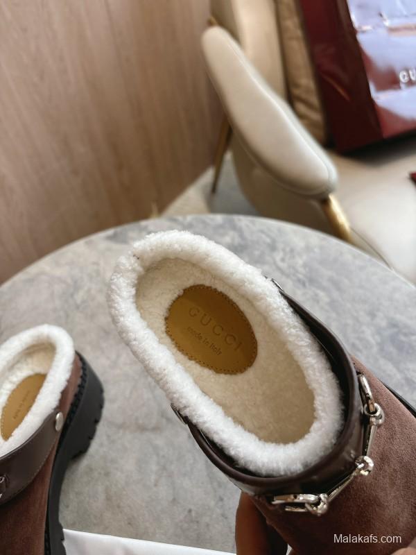 Gucci Shearling Mule with Horsebit Detail - LY00320