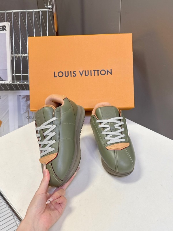 Louis Vuitton 2025 SS LV x Pharrell Williams Runway Platform Sneakers Retro Running Shoes - KFY00380/KFY00390