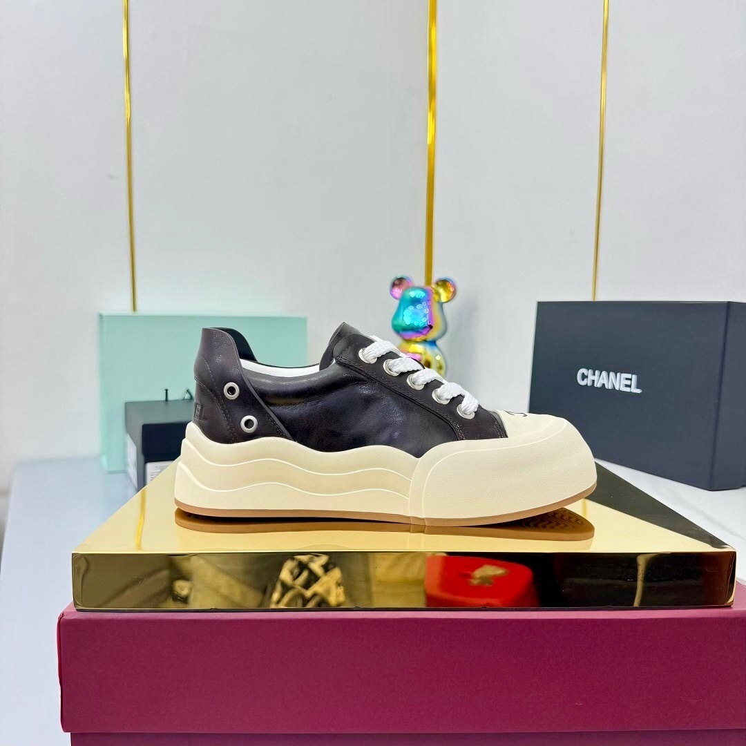 Chanel 2025 SS Panda Loafers Bread Shoes Original Calfskin - LY00320
