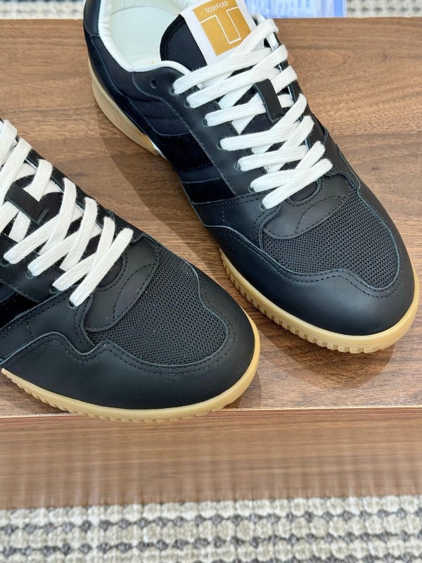 TOM FORD 2025 SS Casual Shoes with Classic Color Blocking and Imported Leather Insole - AS00350