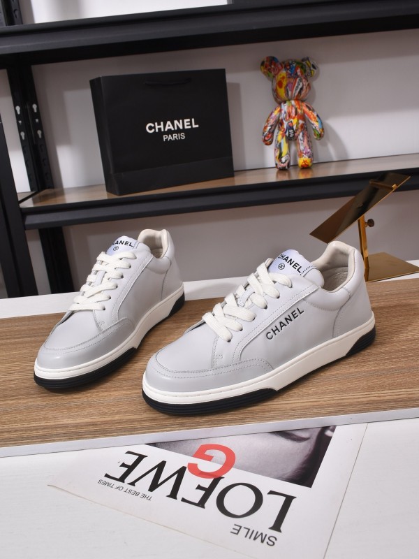 Chanel Classic Loafer with Gradient Logo and Platform Sole - KFY00350