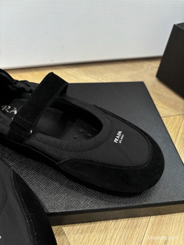 Prada Metal Toe Thin Sole Training Shoes Casual Shoes - LY00260