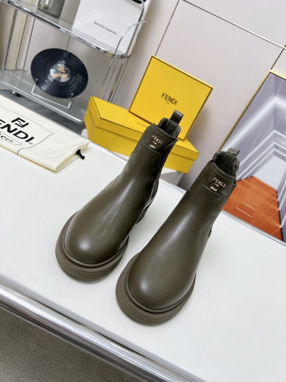 FENDI 2025/SS Platform Boots with Durable Sole - LY00360