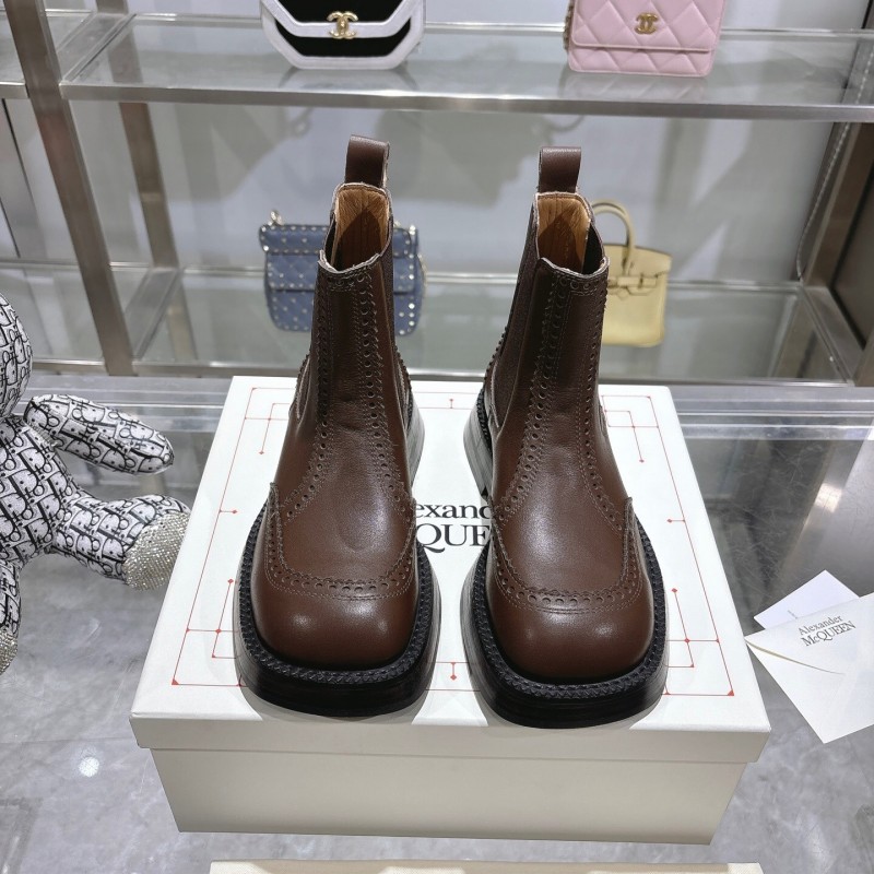 Alexander McQUEEN Retro Chelsea Short Boots Spring Autumn Collection - KFY00340
