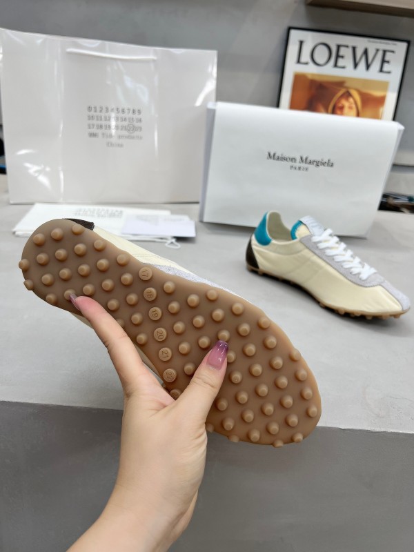 Maison Margiela Couple Sports Casual Shoes - AS00240