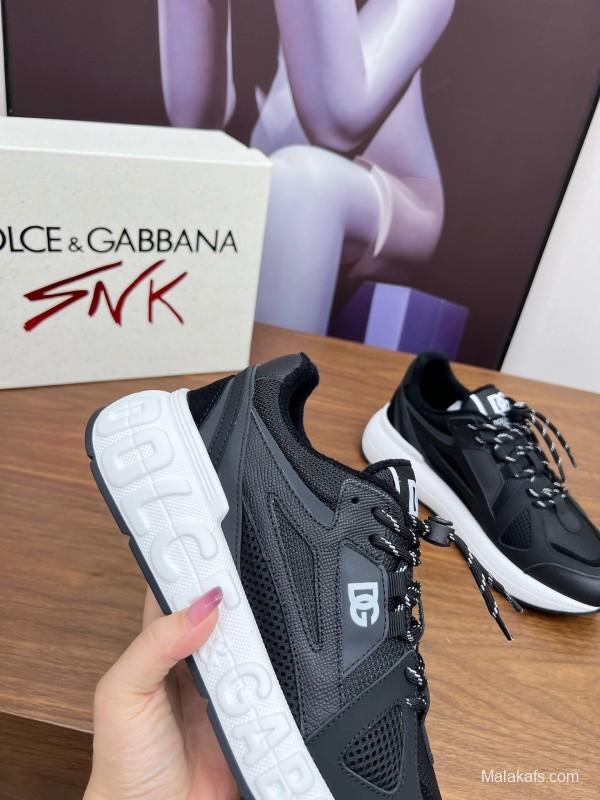 Dolce & Gabbana 2025 SS Casual Shoes with Exaggerated Fashion Style - AS00320