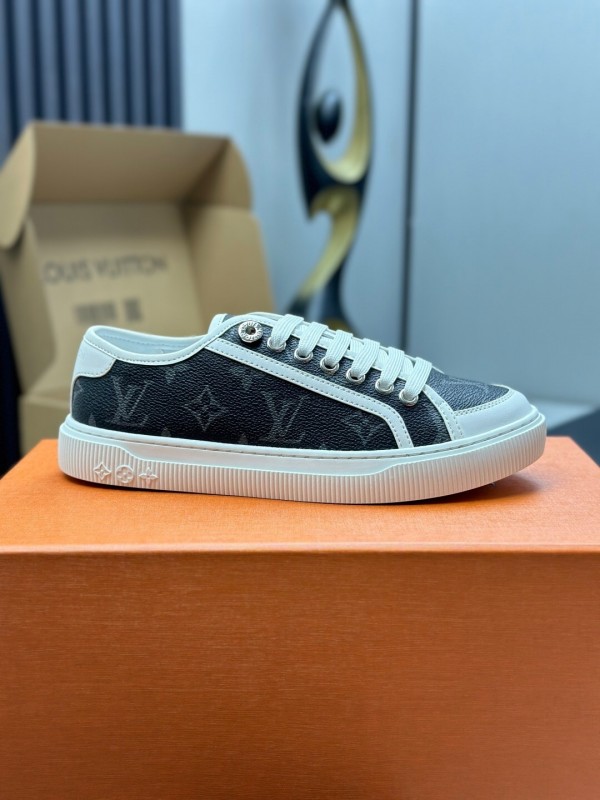 Louis Vuitton Time Out Series Animal Print Casual White Sneakers - AS00260
