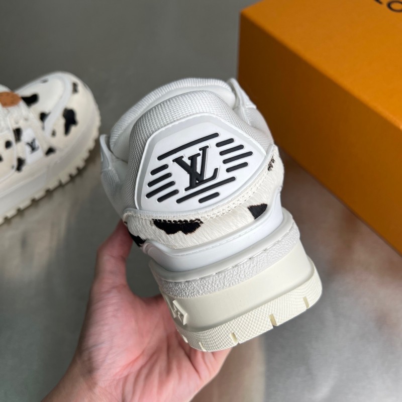 Lv 2025/ss Signature Logo Leather Sneakers - YC
