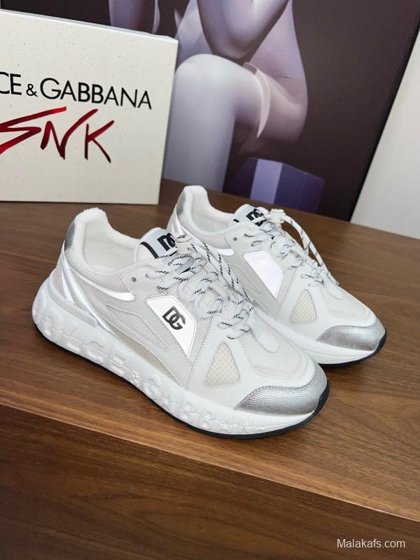 Dolce & Gabbana 2025 SS Casual Shoes with Exaggerated Fashion Style - AS00320