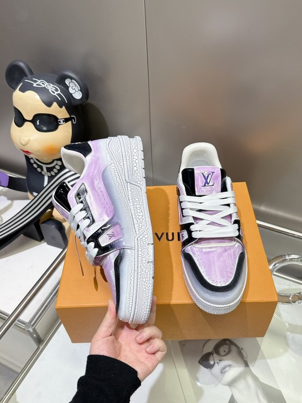 Louis Vuitton Trainer Basketball Series Cracked Ice Glue Process Sneakers - LY00490