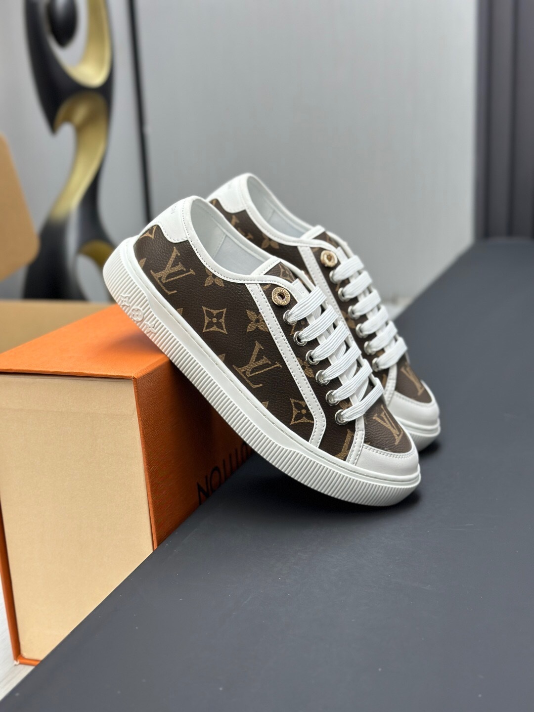 Louis Vuitton Time Out Series Animal Print Casual White Sneakers - AS00260