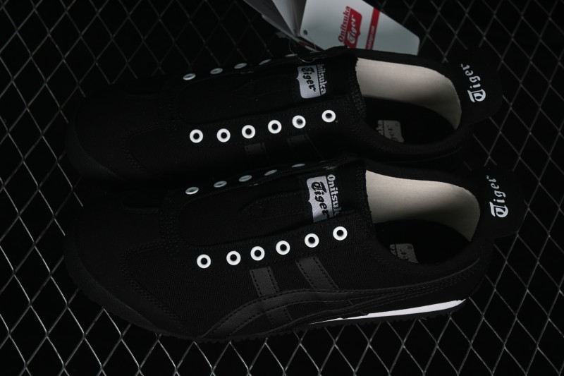 Adidas CSC3 Running Shoes - 1183A360-002