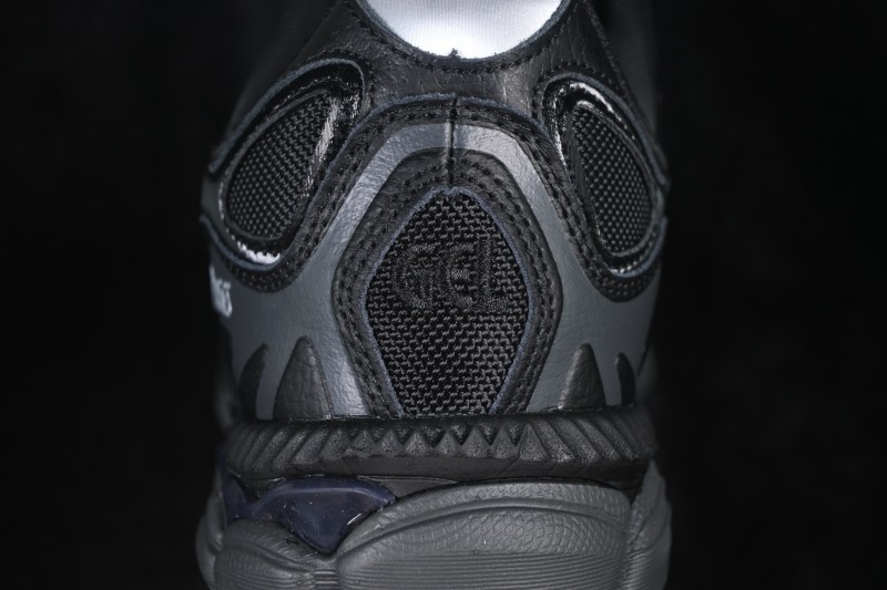 Asics Gel-NYC Retro Running Shoes with Breathable Mesh and Suede Upper - 1203A280-003
