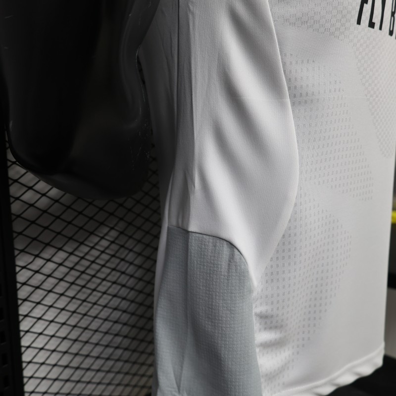 Player Version 26/27  Real Madrid CF Home White Jersey